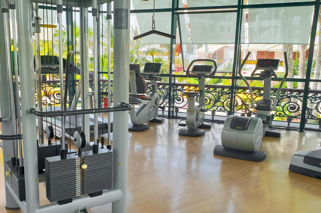 Parque Santiago V Official Aparthotel Плая де лас Америкас Екстериор снимка
