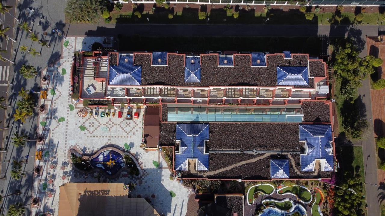 Parque Santiago V Official Aparthotel Плая де лас Америкас Екстериор снимка