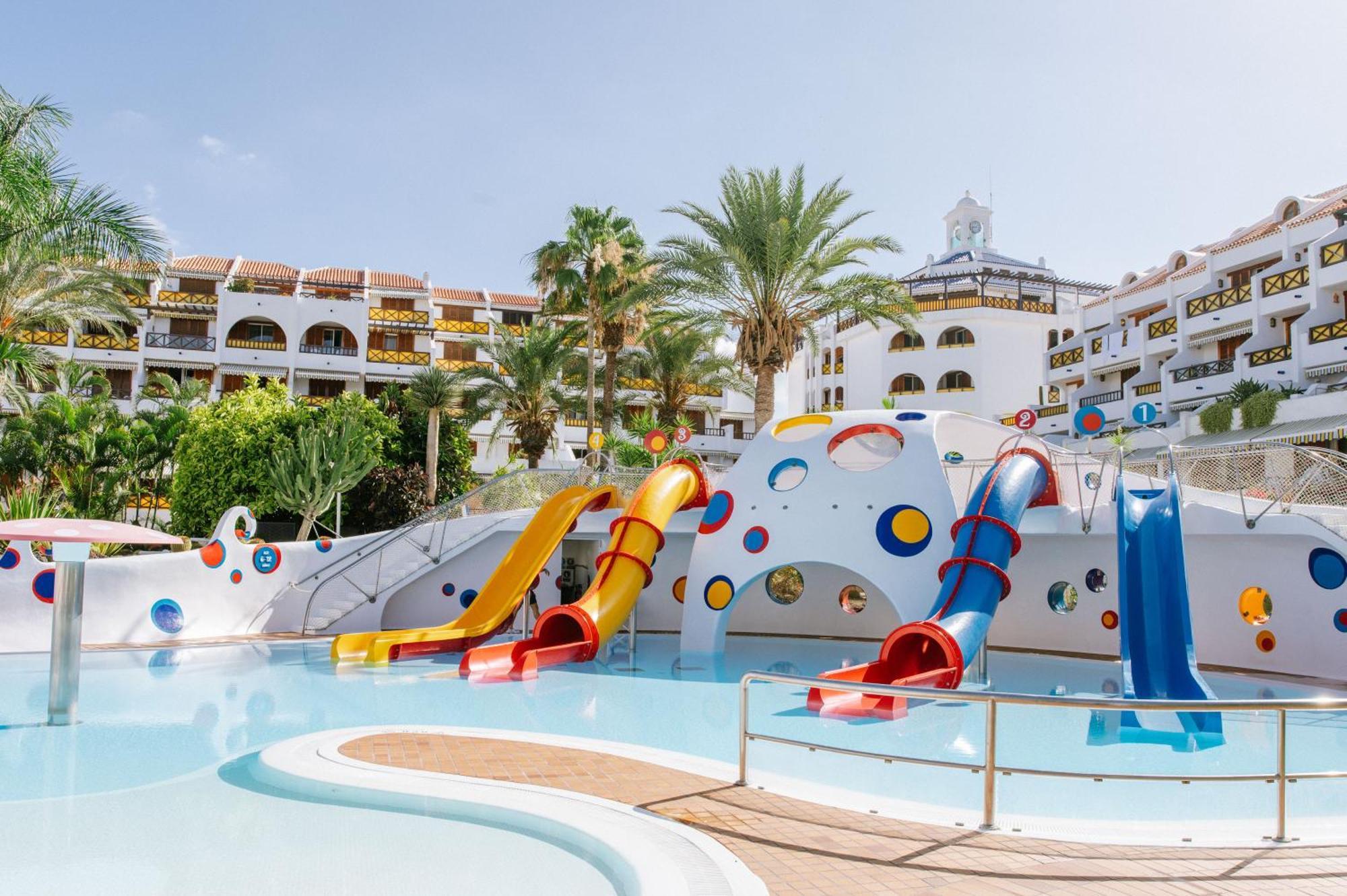 Parque Santiago V Official Aparthotel Плая де лас Америкас Екстериор снимка